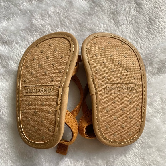 Gap Baby Sandals - Picture 2 of 2